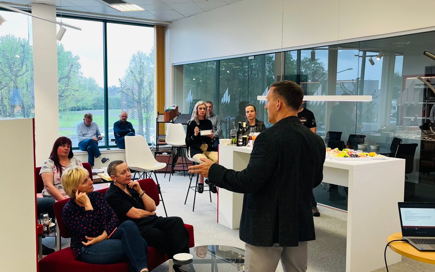 Ott Kiivika koolitus tervislikust toitumisest ja teadlikust liikumisest