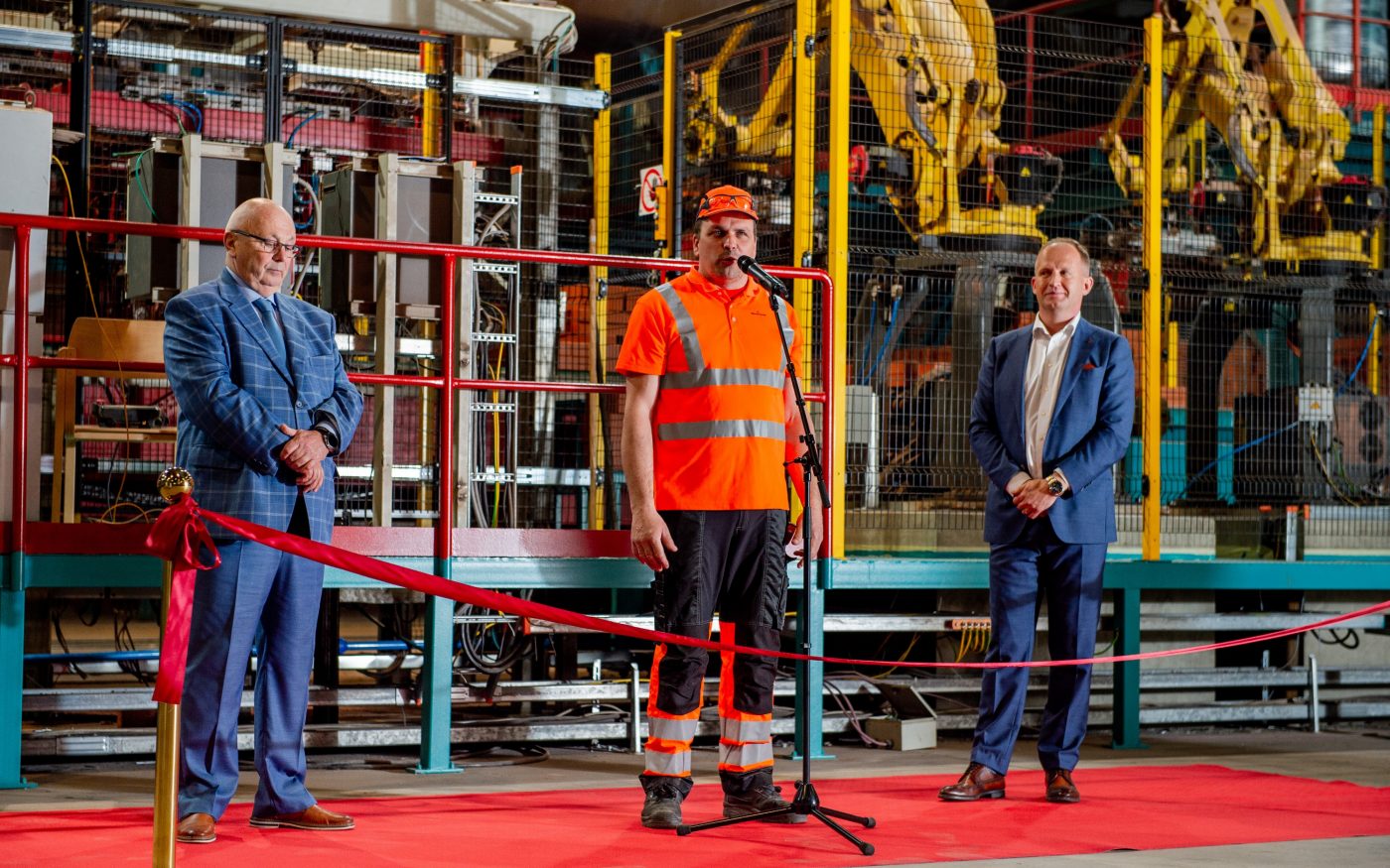 Aseri tehase uue automaatse sorteerimise ja pakendamise liini pidulik avamine. Foto: Maido Parv.