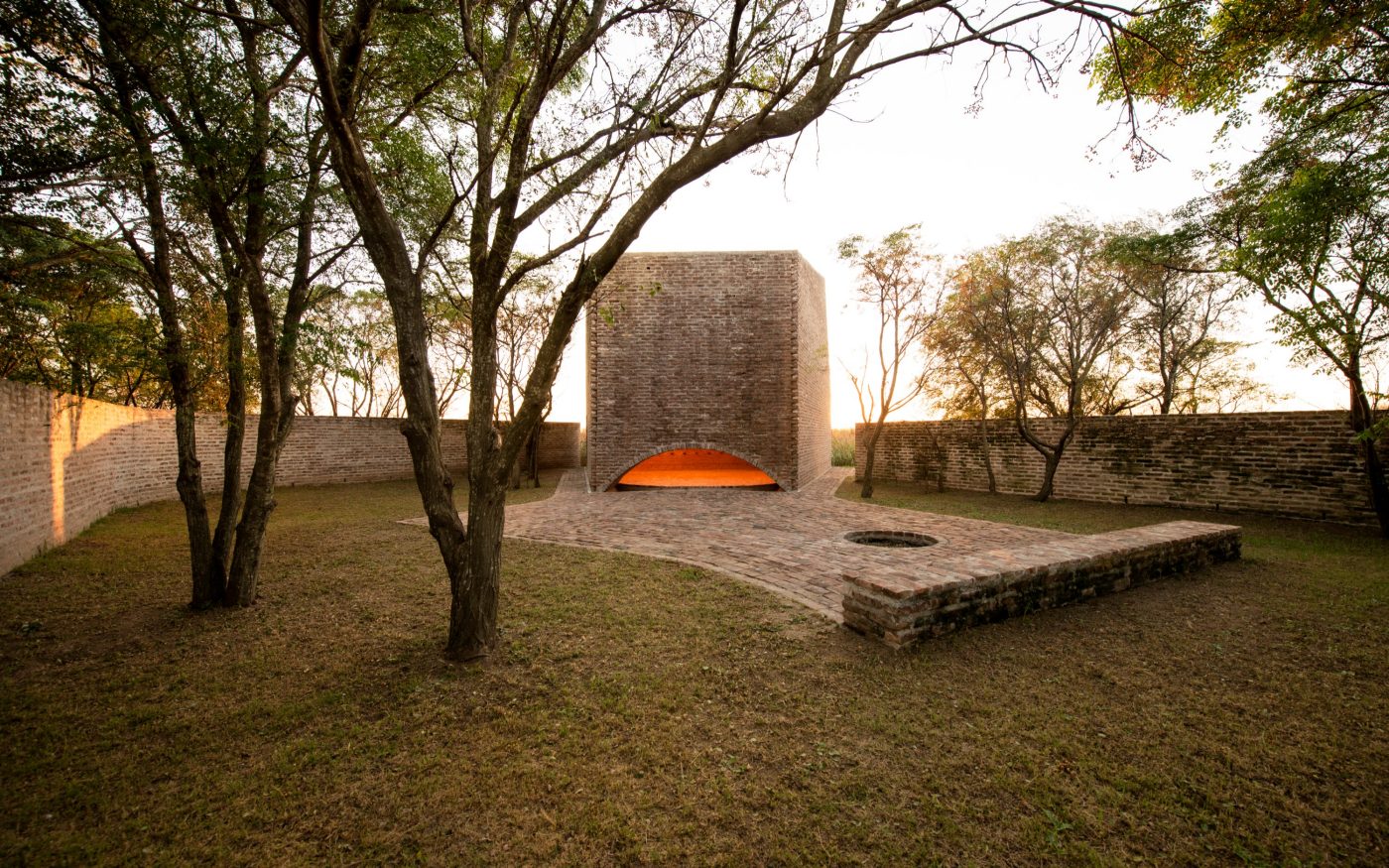 San Bernardo Chapel with clay blocks; Brick Award 2018 Special Prize Winner Category "Sharing Public Spaces"; Nicolás Campodonico Estudio; Photo: Nicolás Esteban Campodonico