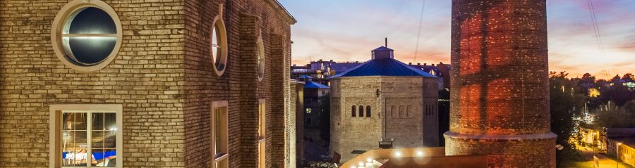 Kultuurikatel, Tallinnas. Kasutatud materjalid: Penter Punane sile sillutuskivid. Arhitekt: Indrek Peil (Kavakava OÜ). Fotograaf: Kaupo Kalda.