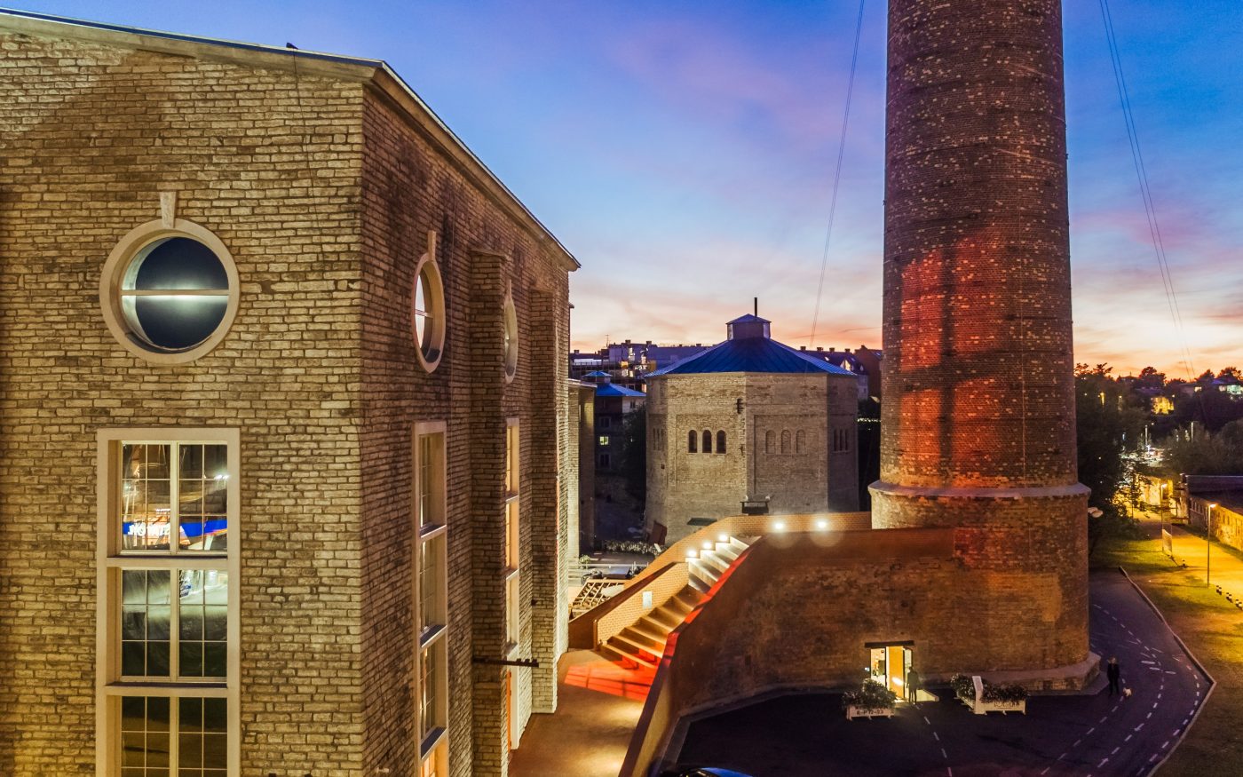 Culture Cauldron (Kultuurikatel). Used materials: Penter Red smooth pavers from Aseri plant (Estonia).