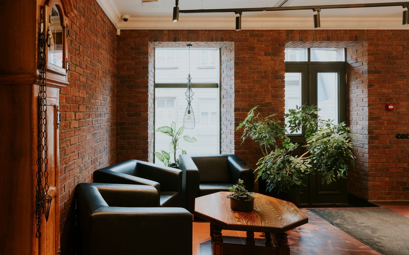 Tartu Hoiu-Laenuühistu kontori renoveerimine