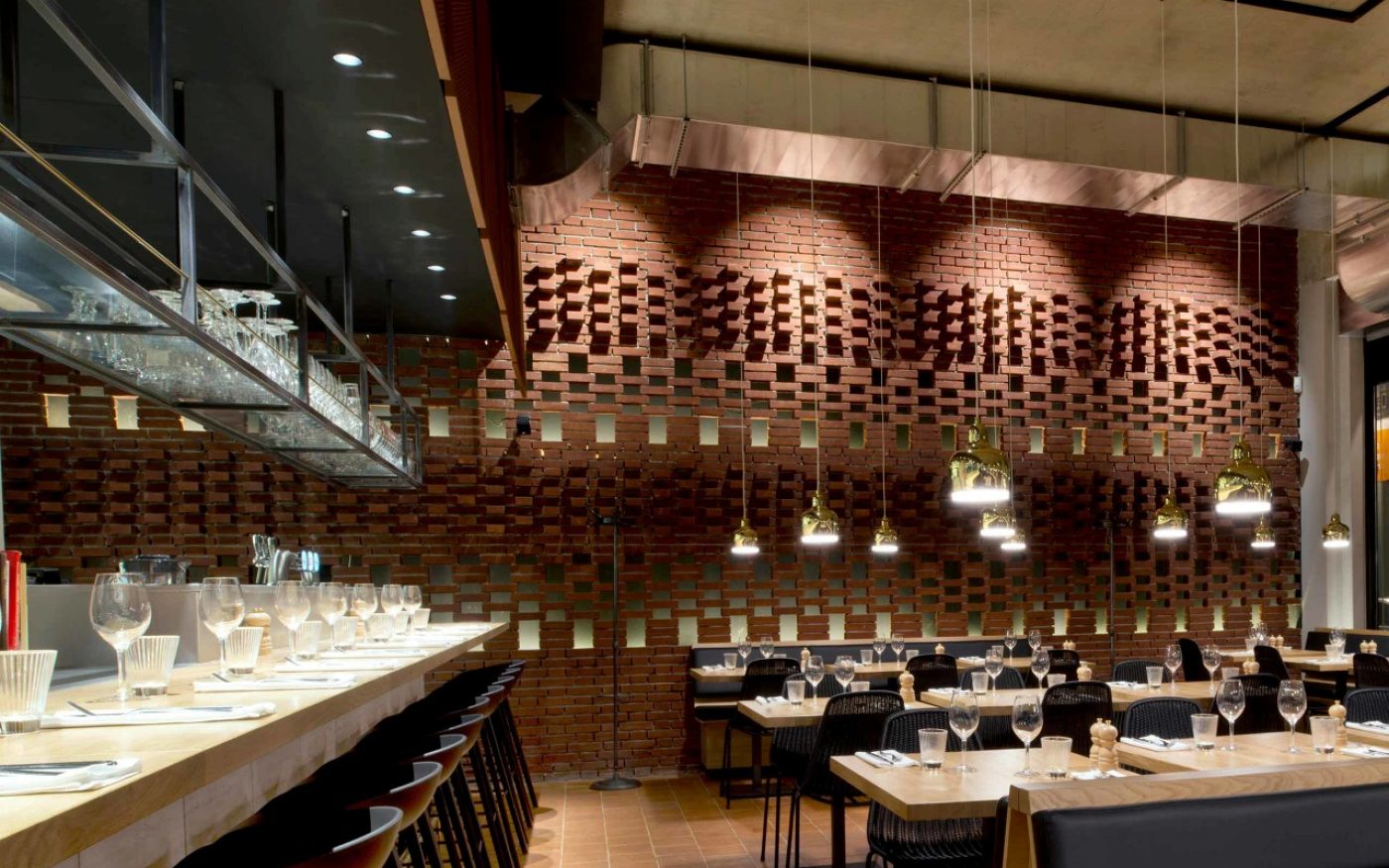 Egala Koraalrood VB WF | New Construction Restaurant Colonel | Brussels, Belgium | Architect: Dirk de Leeuw Architecten, Brussels, in collaboration with Diego Carrion and Cécile Grosjean | Client: BVO Food sprl | Completion Date: 2015-01-01