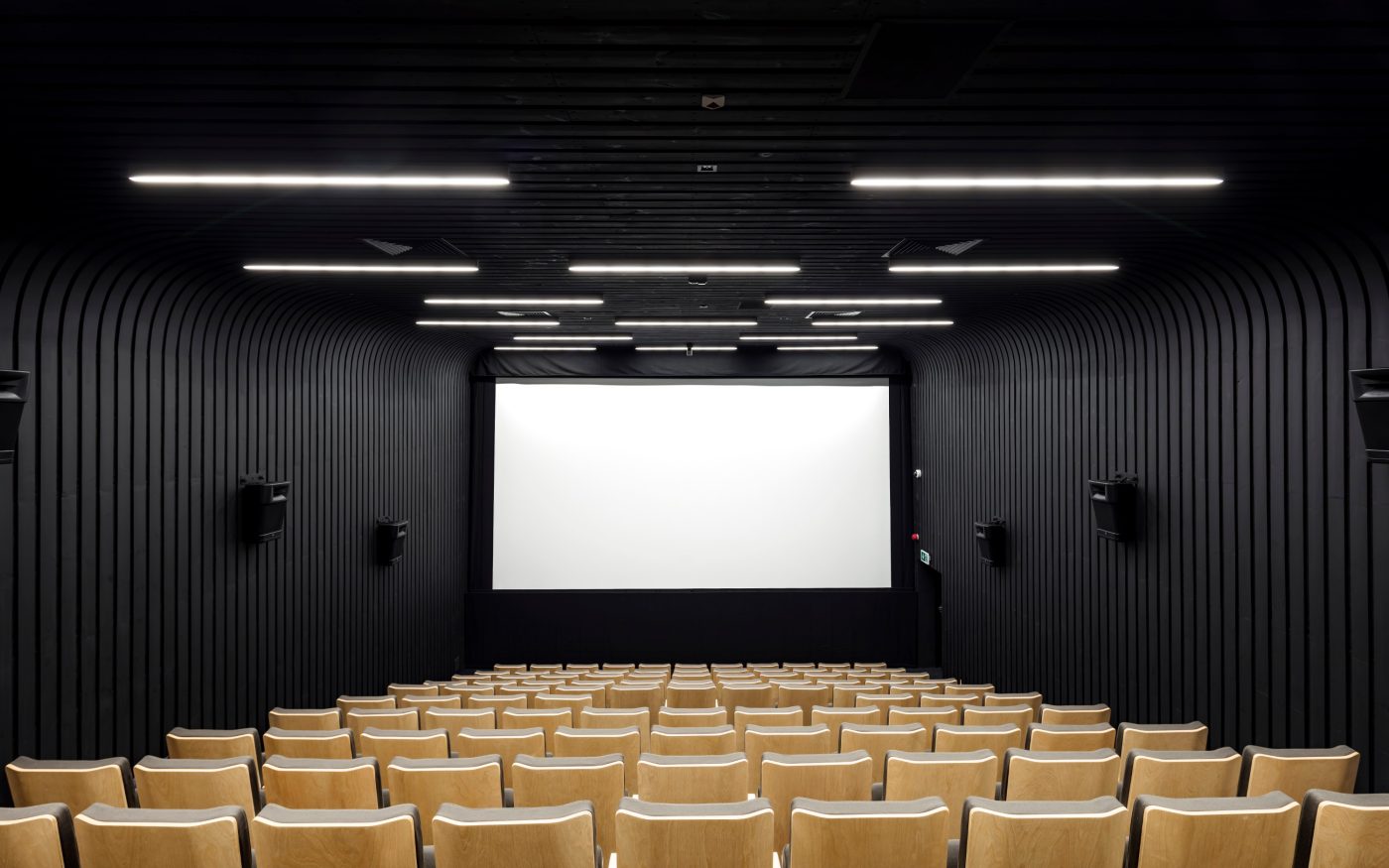 Brick Award 2020 godalgas un „Publiskās telpas sadales” kategorijas uzvarētājs - Silesijas augstskolas radio un televīzijas fakultāte. Brick Award 2020 uzvarētājs. Arhitekti: BAAS Arquitectura, Barselona, Spānija; Grupa 5 Architekci, Varšava, Polija; Biuro Projektowe Małeccy, Katovice, Polija. Foto: Adrià Goula.