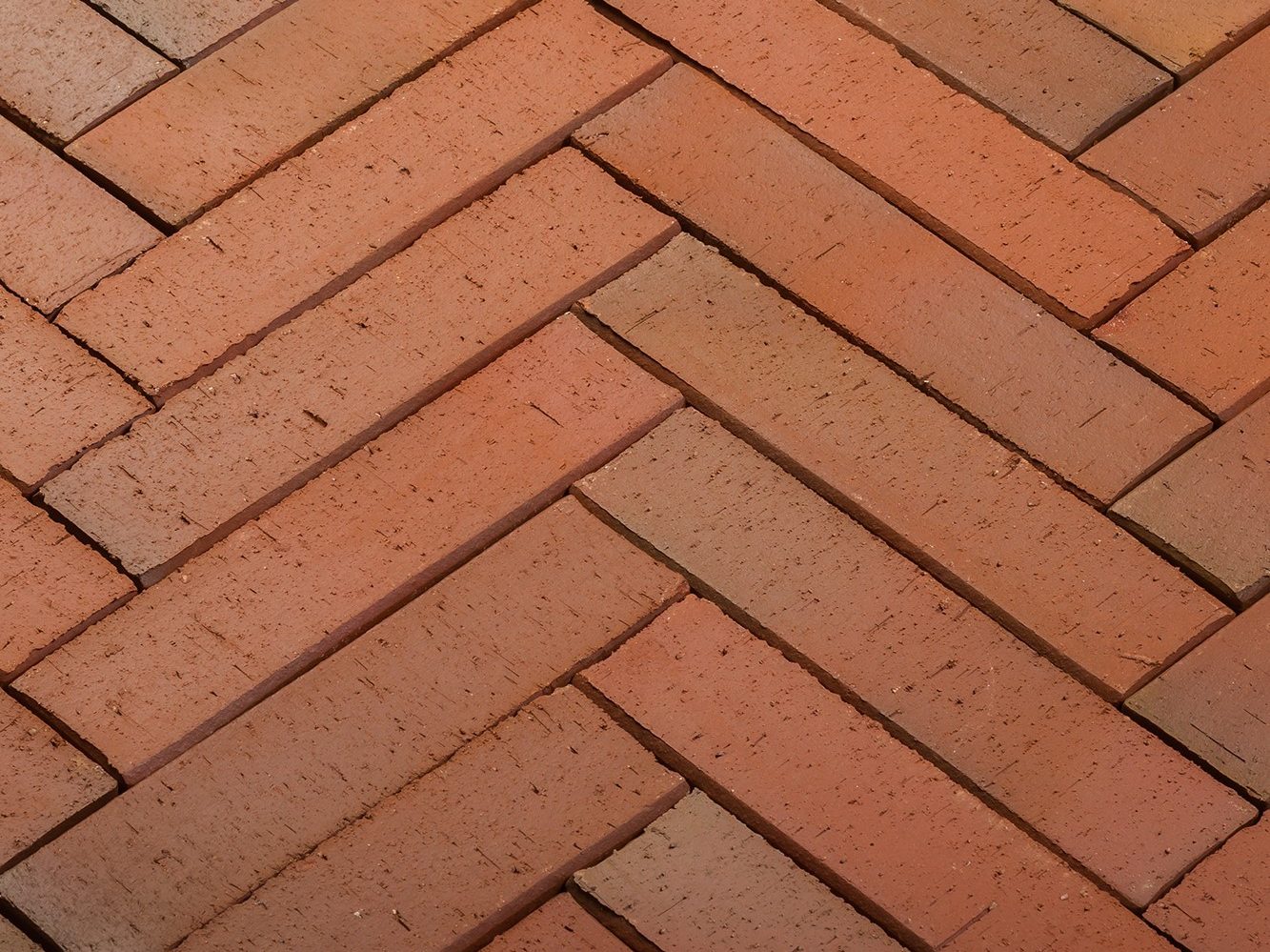 Penter Red Flame 250x60x52 pavers from Aseri plant (Estonia)