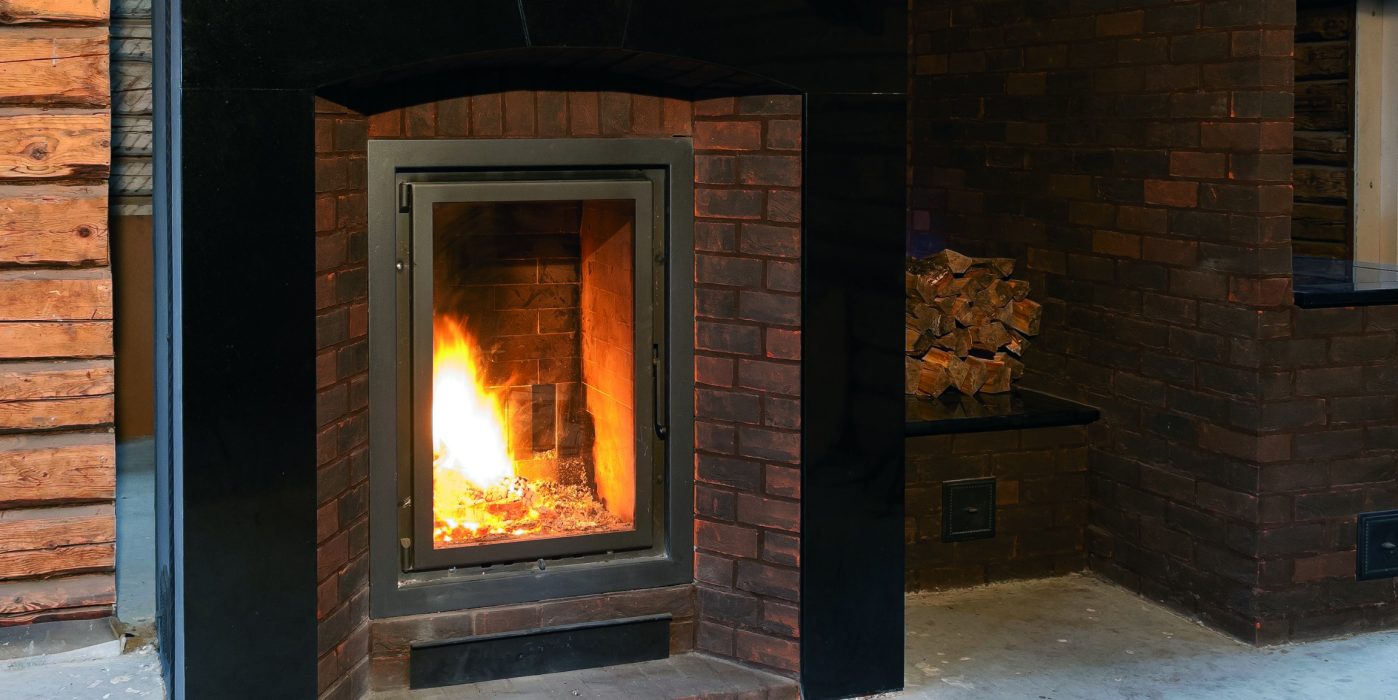 The heating and baking complex in a renovated farmhouse in Estonia. Used matrials: PTT Light red smooth solid bricks and KVT St. Paul's handform bricks.