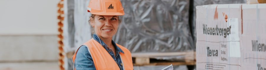 People of Aseri plant in Estonia