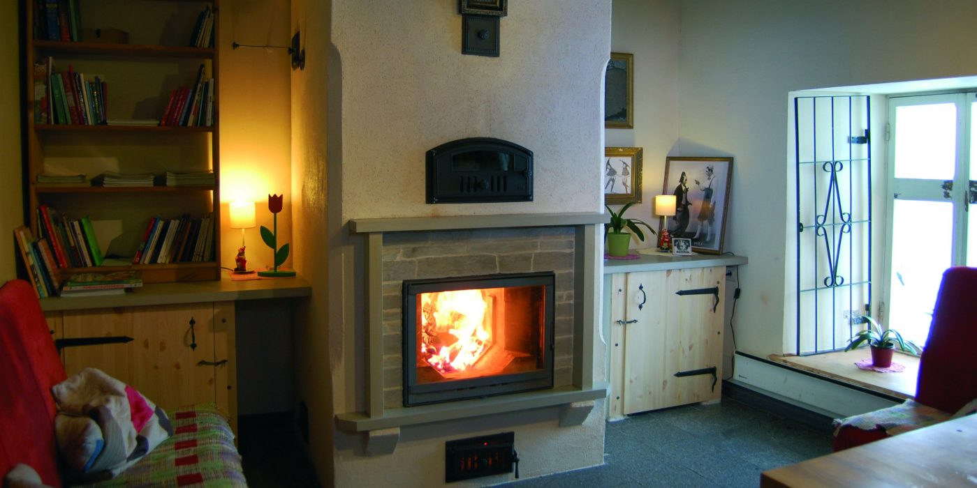 Big stove in Piip and Tuut Coffee House in Tallinn. Used materials: PTT Light red solid bricks from Aseri plant (Estonia).