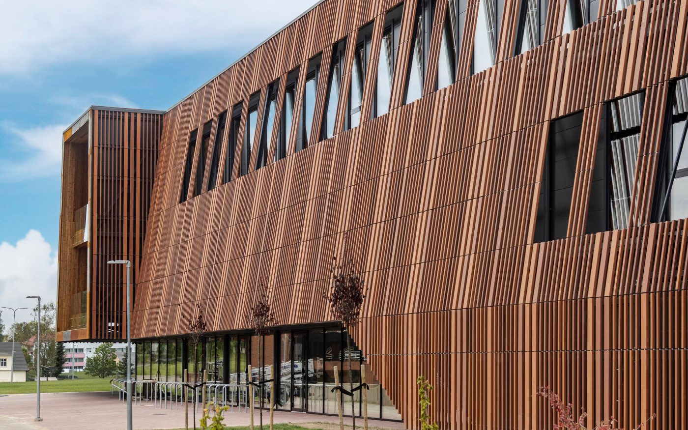 Argeton Barro, Service Center Estland