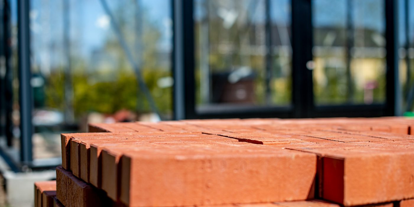 Sillutuskivide paigaldus ei ole raketiteadus ning kui järgida juhiseid ja samm sammu haaval toimetada, on tulemus pilkupüüdev ja kestab aastakümneid!