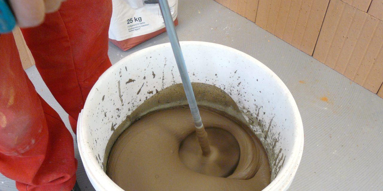 poroton, mortar, construction worker, mixer, bucket