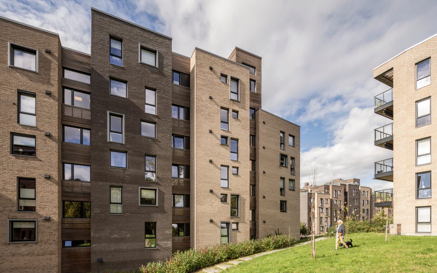 Brick: EW0449 Kul - EW0447 Flint - EW0450 Jern | Kolbotn Hage, Norway