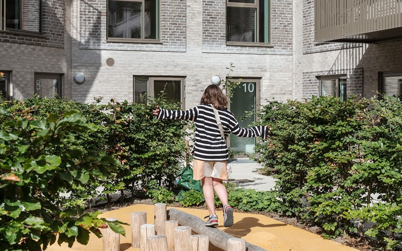 Mursten: EW0450 Jern - EW0449 Kul - EW0447 Flint | Bellakvarteret, København